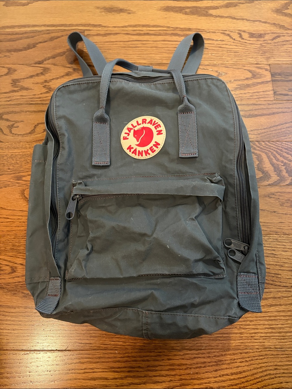FjallRaven Kanken 23510 Gray Grey Classic Backpack Travel Casual Work Light